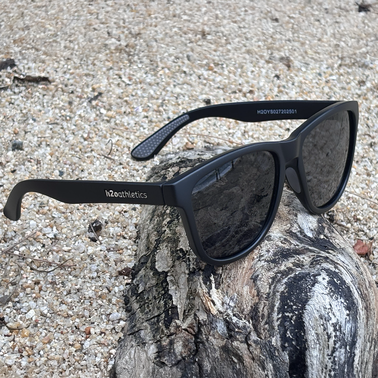 Signature Floating Polarized Sunglasses - Onyx